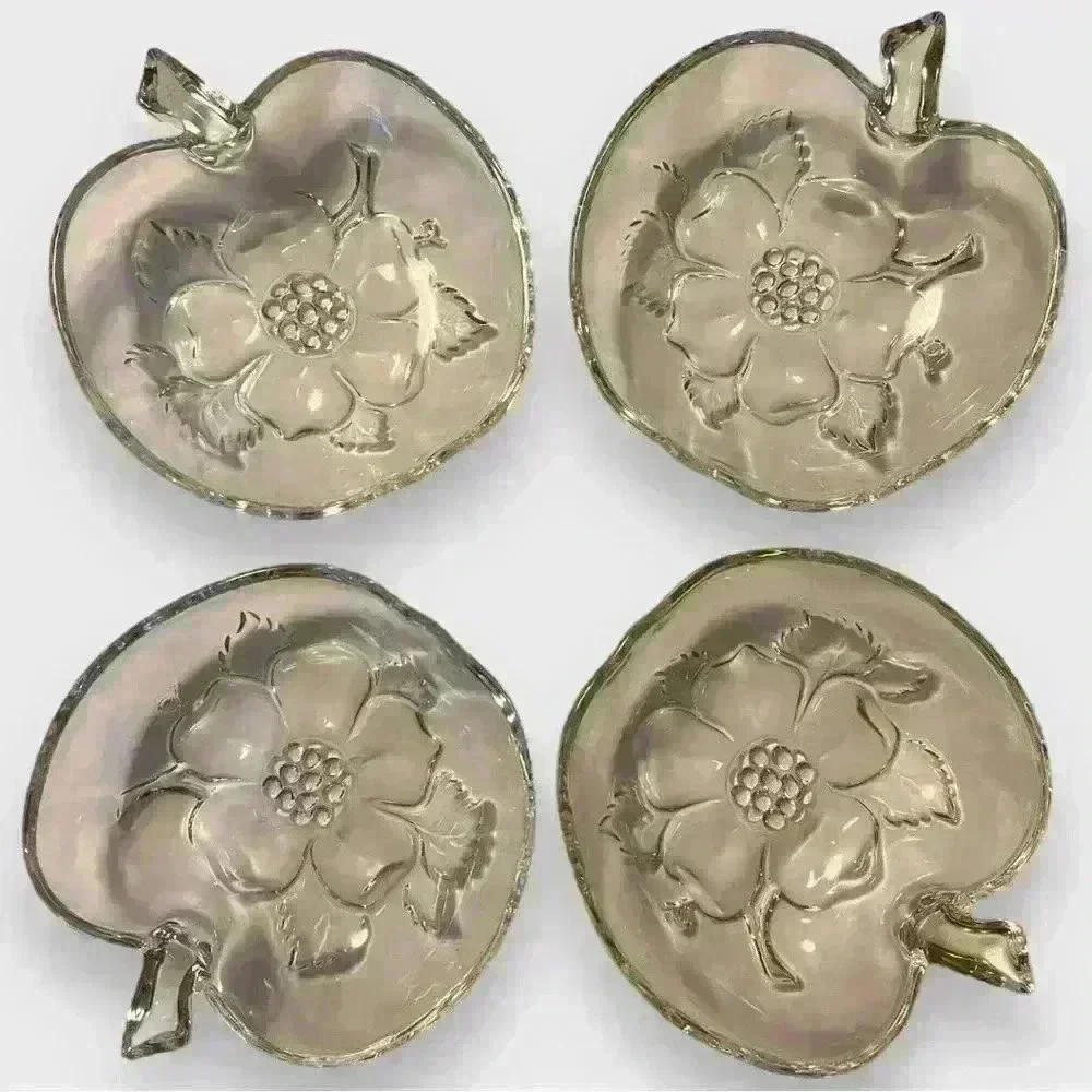 Set of 4 VTG Glass apple bowl trinket dish apple blossom bottom 🍎🍏
